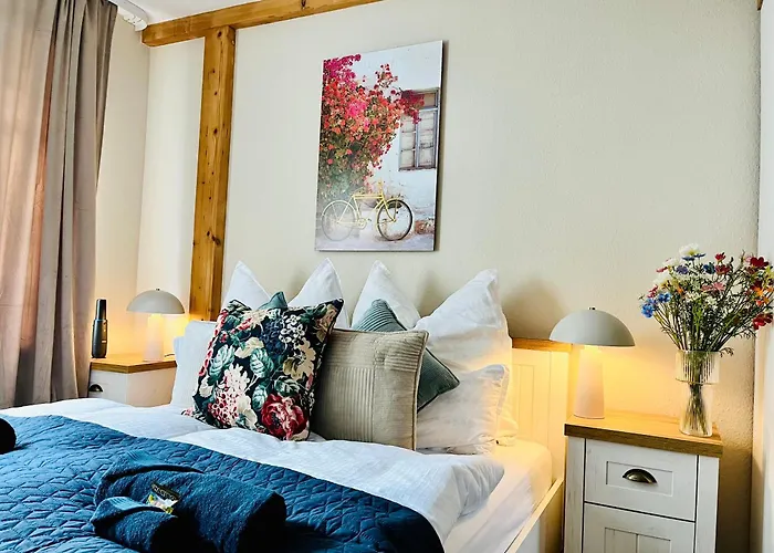 Aycatcherhomes - Top Lage I Zentral I Altstadt Marburg I Naehe Fluss Lahn I Wlan I Boutique Apartment Nova